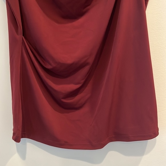 Michael by Michael Kors sleeve less blouse. Size Small. Burgundy - Picture 7 of 11